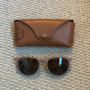Ray-Ban Polarized Erika Glasses in Gray/Taupe